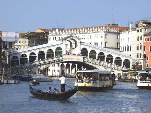 venedig-rialtobruecke-35.jpg